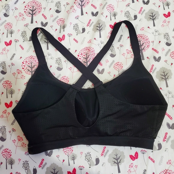 Victoria's Secret Sports Bra 32DD - Picture 3 of 3